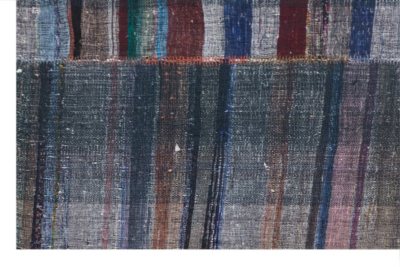 Handmade 1960s Minimalist Turkish Kilim 178×290 cm (5.8×9.5 ft) | VintageRug gallery