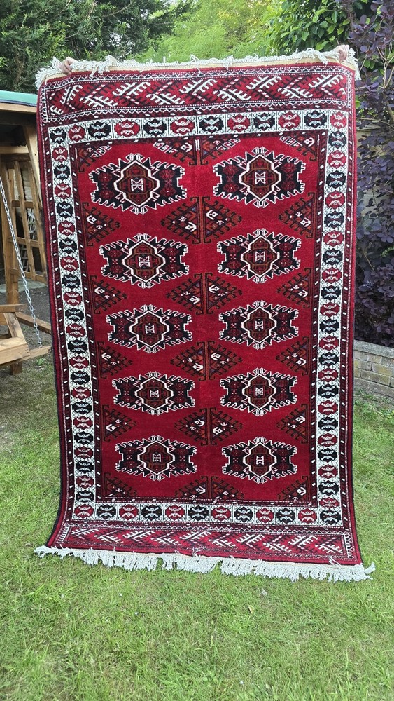 Turkoman Rug 135 CM X 210 CM Hand Woven Oriental Carpet Tribal Rug