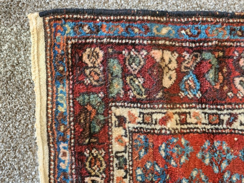 1930s Malayer Rug, 4' X 5'', Blue Field with White Medallion gallery