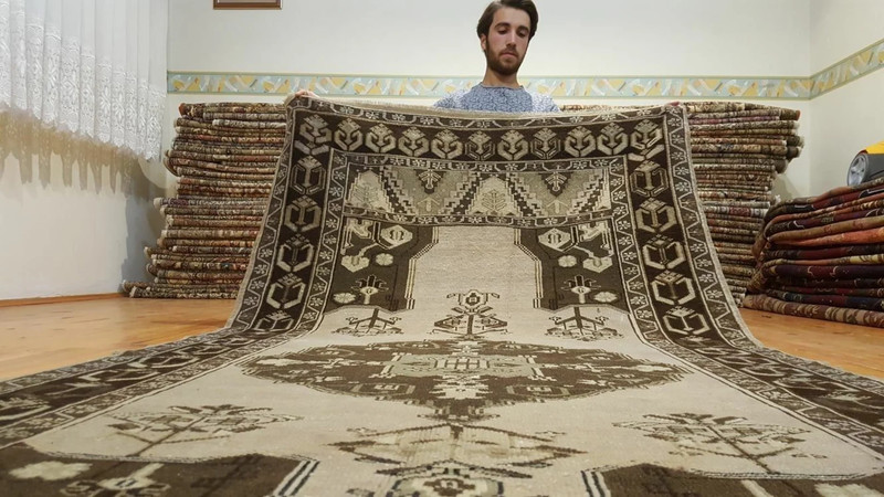 Exquisite Antique 1930-1940s Muted Dyes Decorative Ushak Rug 4’3”x 8’7” gallery