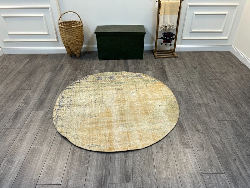 Round Rug, Circle Rug, Vintage Rug, Small Area Rug, Muted Rug, 5.1 x 5.1 ft gallery