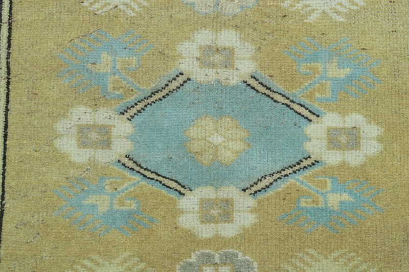Honey Gold Medallion Vintage Turkish Carpet, Handmade Wool Floor Rug 47"x81" gallery