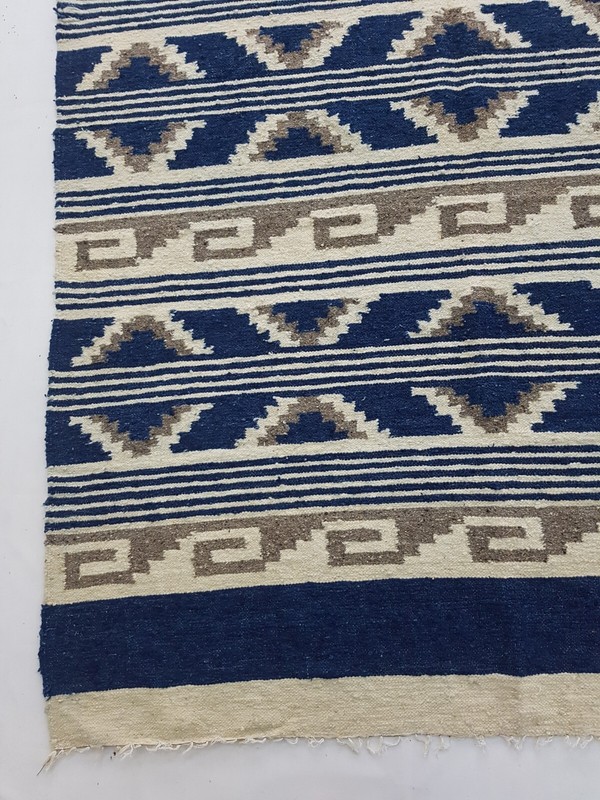 Vintage Handmade Traditional Toned American Kilim Floor Rug Carpet 188x168 cm gallery