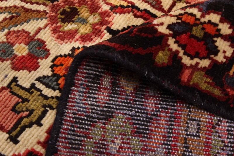 Vintage 4'9" x 8'6" Traditional Hand Knotted Vegetable Dye Wool Area Rug gallery