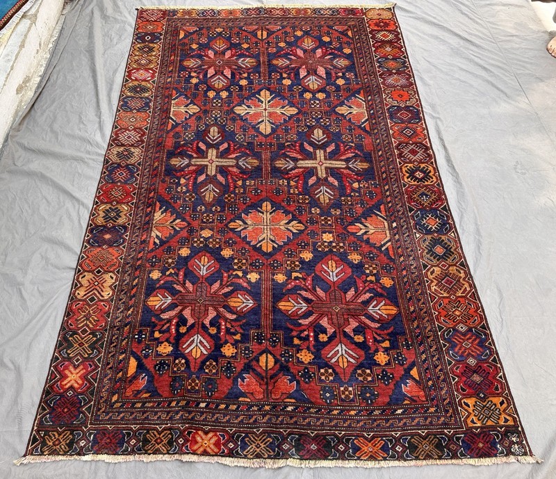 COLLECTORS' ITEM Stunning Vintge Shirvan Caucasian Natural Vegetble Dye Carpet gallery
