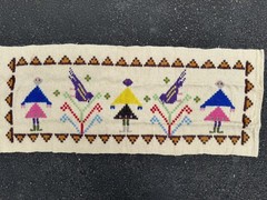 Vintage Hand Knotted Pictorial Kilim Wool Rug 4.5 x 1.9 Textile wall hanging EUC