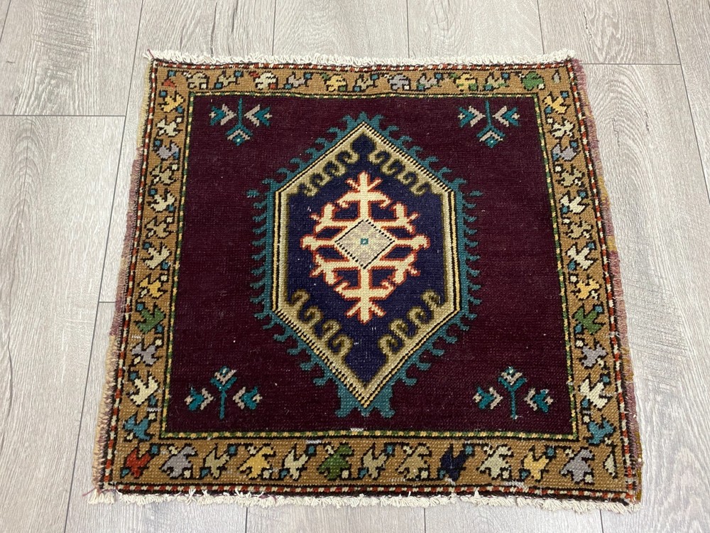 Purple square rug, Vintage rug, Turkish rug, Small rug, Wool rug, 1.8x2.0 ft