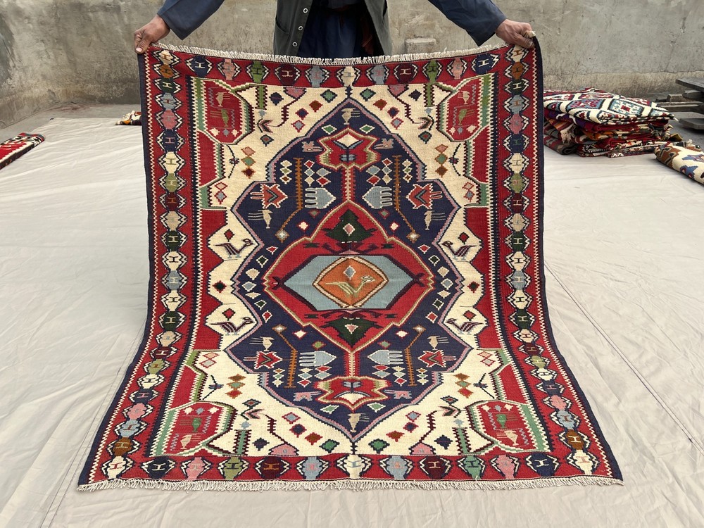 5 X 4 ft Stunning Vintage Super Fine Quality Senneh Knots Floral Oriental Kilim