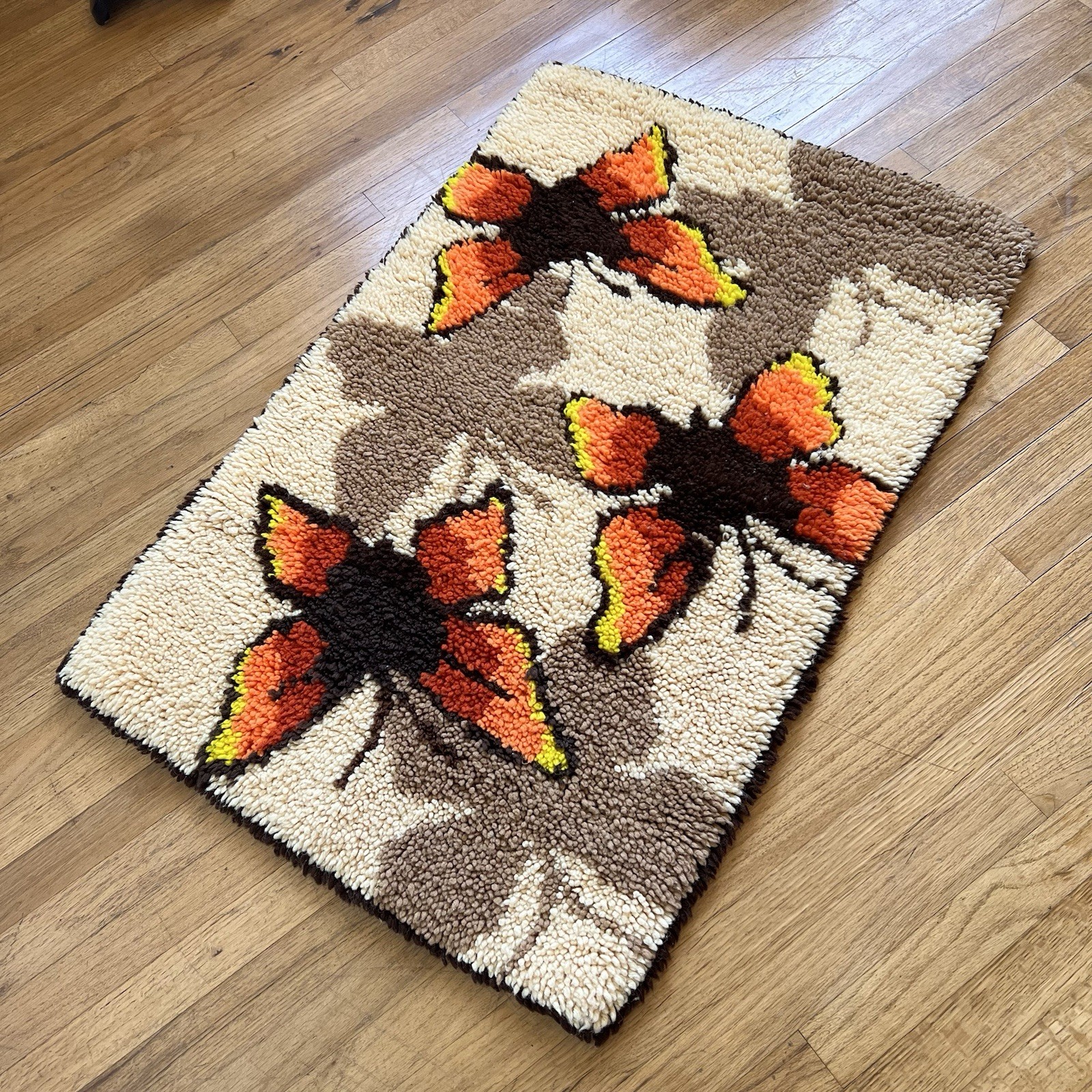 ✨Mid Century Hippie Butterfly Swag Rug Vintage 1970s gallery