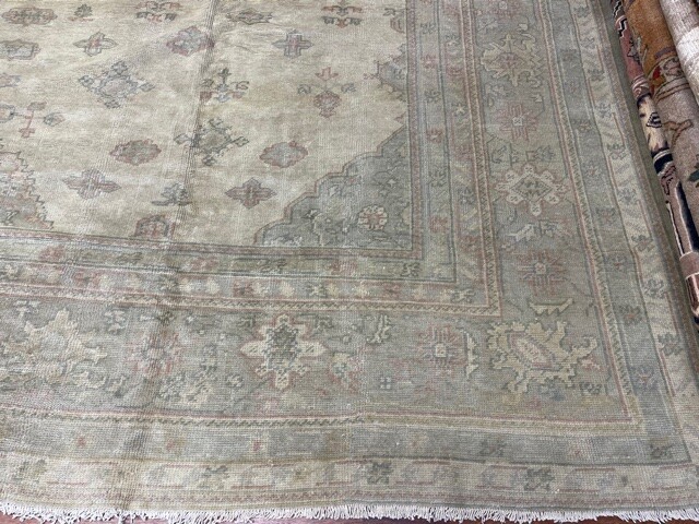Antique Turkish Ushak rug-2475 gallery