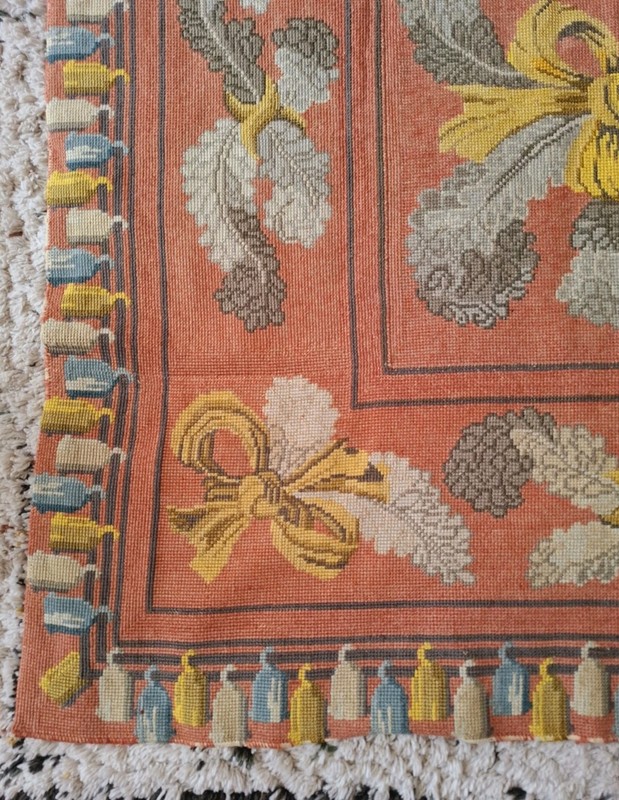 Vintage Antique Wool Needlework Tapestry Rug French Bow Ostritch Feather 1.3msq gallery