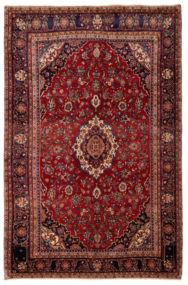 Vintage 6'7" x 10'2" Traditional Hand Knotted Vegetable Dye Wool Area Rug