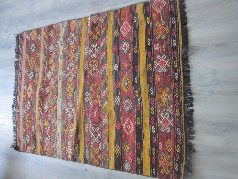 hand made mut kilim gallery