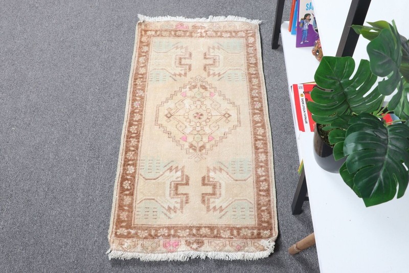 Entry Rugs, Home Decor Rug, Turkish Rugs, Aztec Rug, Vintage Rugs, Bedroom Rugs gallery