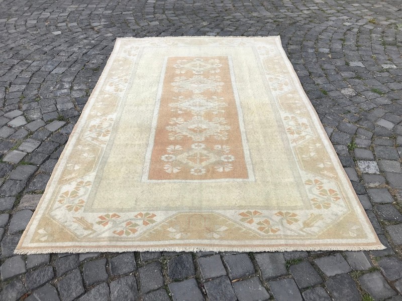 Turkish Antique rug Bohemian Area rug Oushak rug Vintage Rug Handmade Wool rug gallery