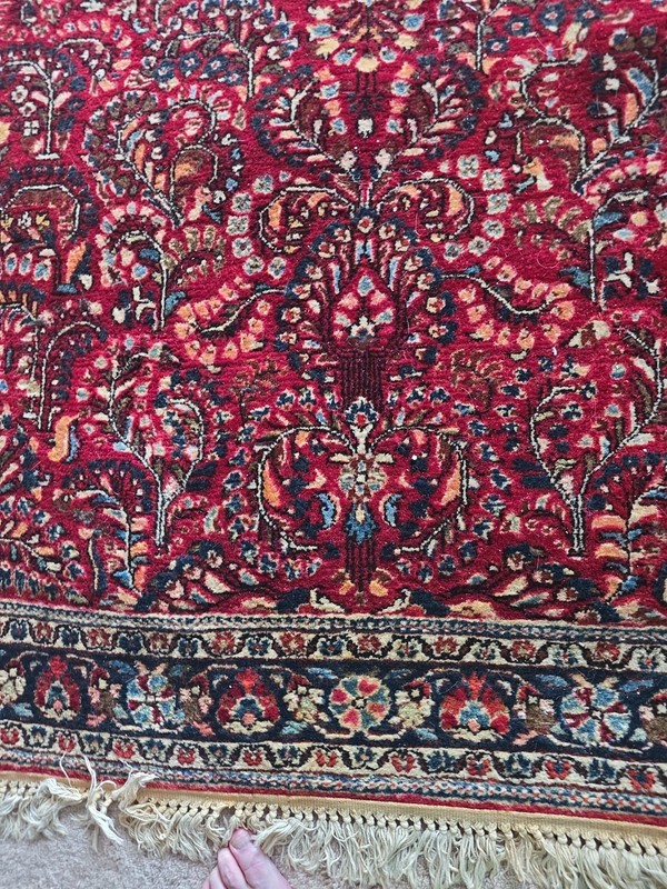 LOVELY TOP QUALITY ANTIQUE 1920'S AUTHENTIC SAROUK RUG. 250 TO 280 KNOTS gallery