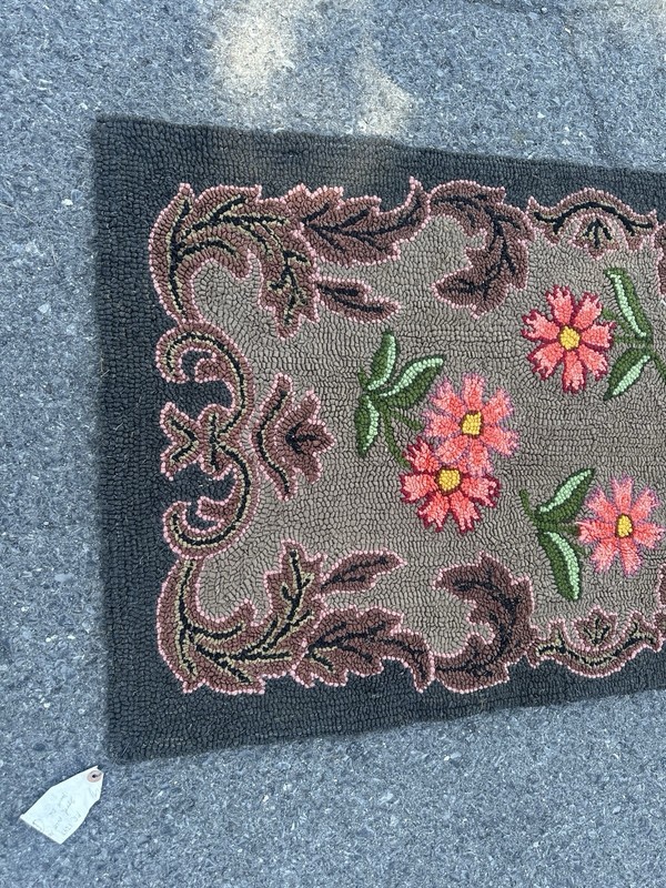 Antique American Folk Art Hook Rug RR1343 gallery