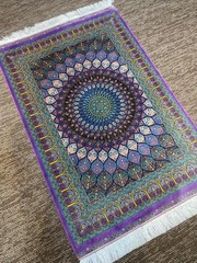 Silk Rug 3 x 5 Feet Traditional Dome Design High Quality Soft Luxurious Rug