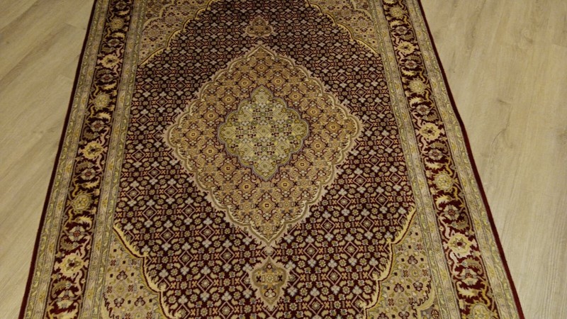 5x7 MEDALLION TABRIZZ INTRICATE HANDMADE-KNOTTED WOOL/SILK RUG 580306 gallery