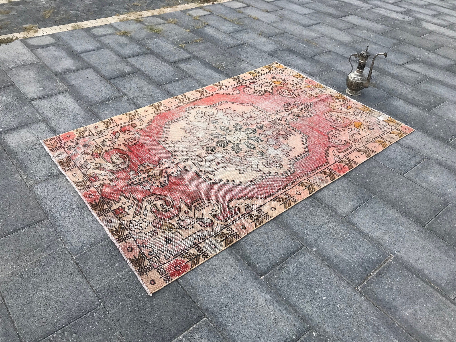 Pink Turkish Rug , Pink Vintage Rug , Turkish Area Rug , Oriental Rug , Wool Are gallery