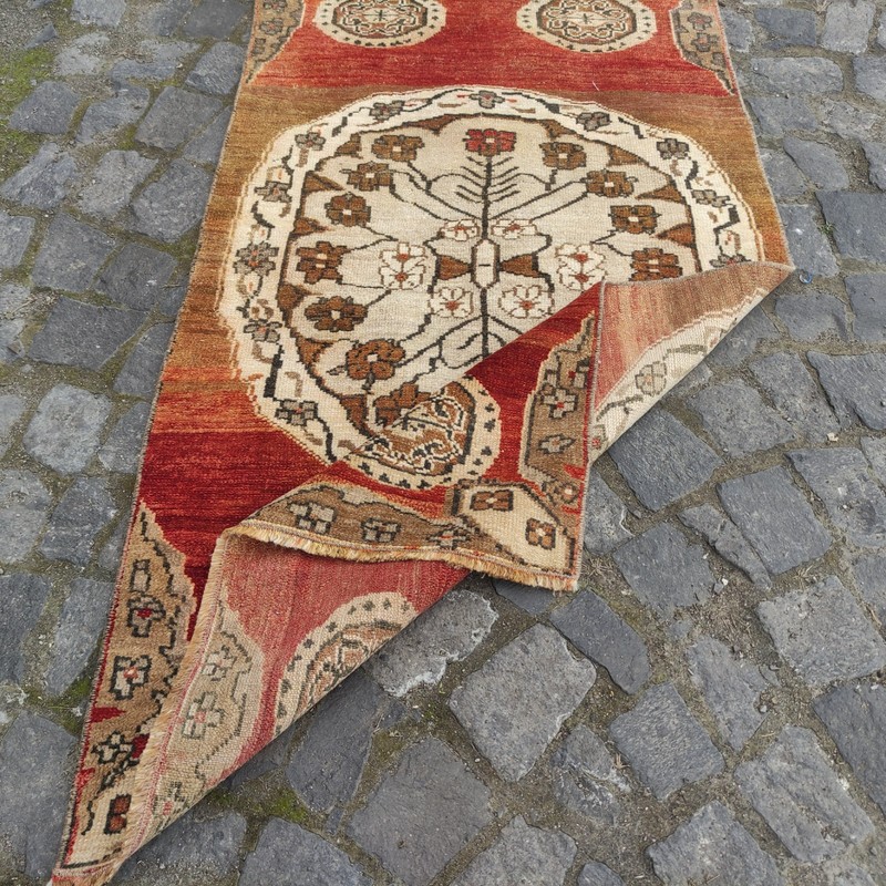 Noble Old Area Rug 2.66 x 4.95 ft , Handmade 3x5 Kitchen Rug 81 x 151 cm gallery