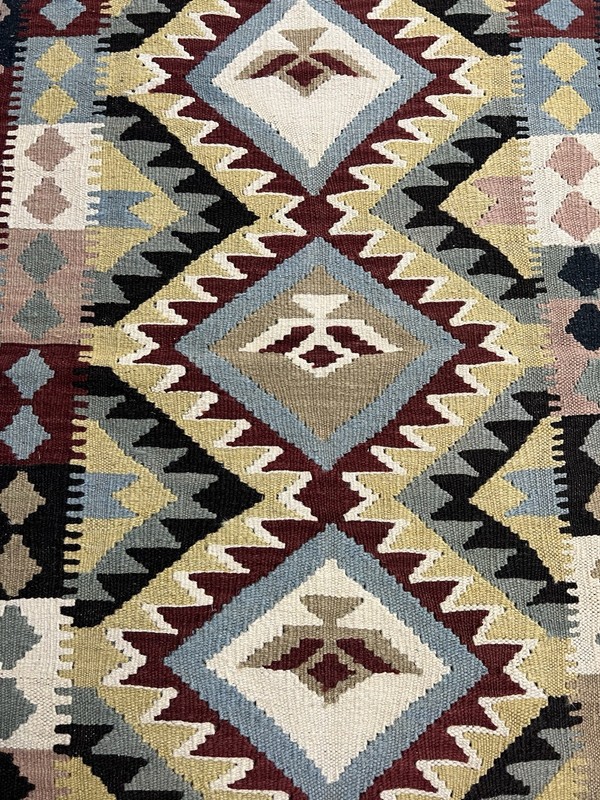 Vintage Kilim Traditional Hand Made Oriental Wool Kilim 4ft11inx3ft 147cmx99cm gallery