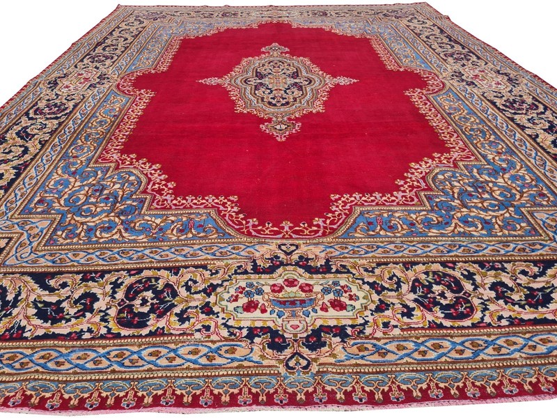 Genuine Hand Knotted Vintage Qirmoun Wool Area Rug 13 x 9 Ft gallery