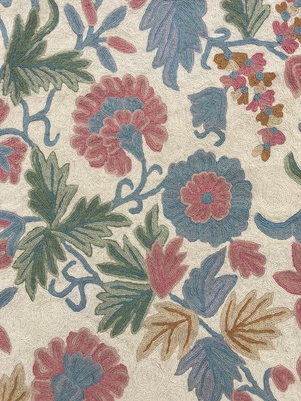 Vintage Handmade Kashmiri Crewel Floral Wool Chain Stitch Rug 89x59 cm gallery