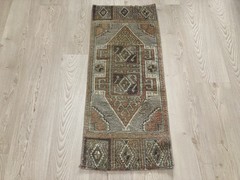 Brown rug, Turkish small rug, Vintage rug, Wool rug, Doormat rug, 1.4 x 3.3 ft
