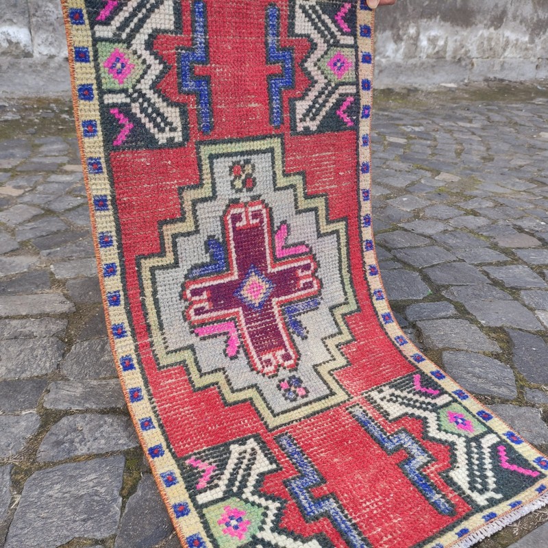Cross motifs 2x3 Turkish Vintage Small Rug 46 x 93 cm Bath Mat 1.51 x 3.05 ft gallery