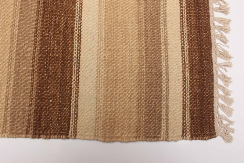 Vintage Hand Woven Area Rug 5'0" x 7'7" Traditional Wool Oriental Carpet gallery