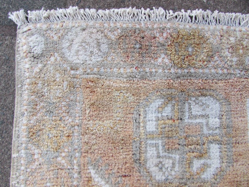 Vintage Hand Made Traditional Oriental Wool Cotton Beige Rug 224x105cm gallery