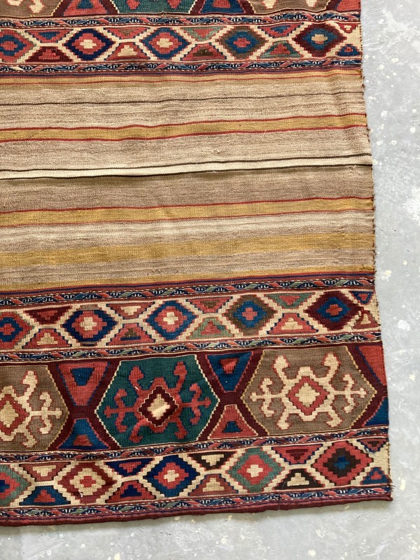 Vintage Traditional Turkish Handcrafted Kilim Rug for Home Décor 157x101 cm gallery