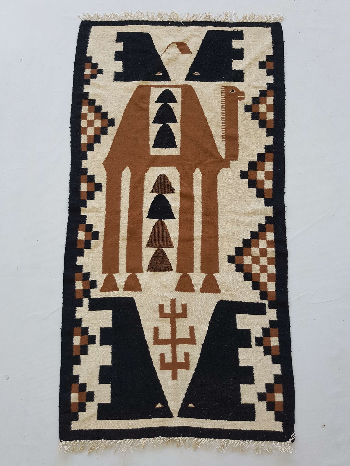 Vintage Hand Made Bulgaria Pictorial Flat Weave Kilim 141x74cm gallery
