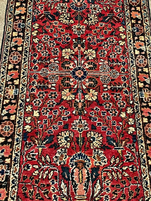 ANTIQUE AMERICAN SAROUK RUNNER 2'6:x5'10" CIR 1900 gallery