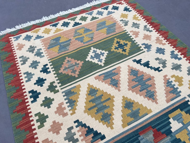 2'7x4'7 ft Vintage Turkish Hand Woven Kilim Rug Flat Weave Tribal Area Carpet gallery