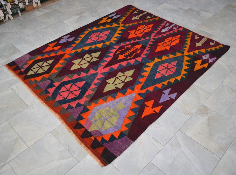 Antique Rug, Turkish Kilim Rug, Handmade Rug Colorful Area Rug Vege Dyes, 6 x 7 gallery