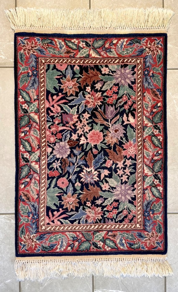 Fine Imperial Handmade Vintage Rug 24" x 36" , 100% Wool, good condition