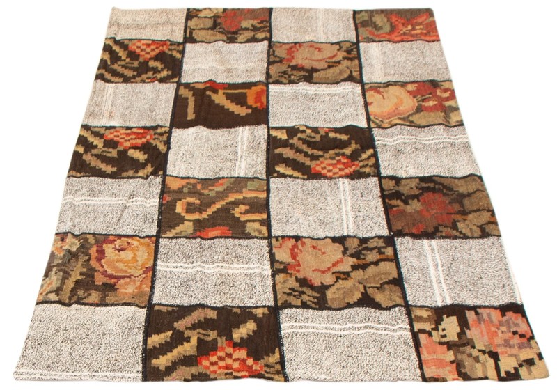 Vintage 4'1" x 6'2" Traditional Wool Hand Woven Oriental Area Rug gallery