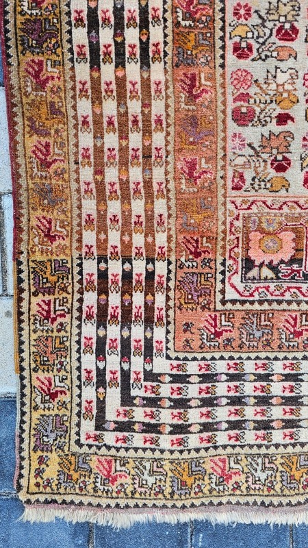 Antique rug, rare finds, Antique decor, all wool rug, Prayer rug, old wall rug gallery