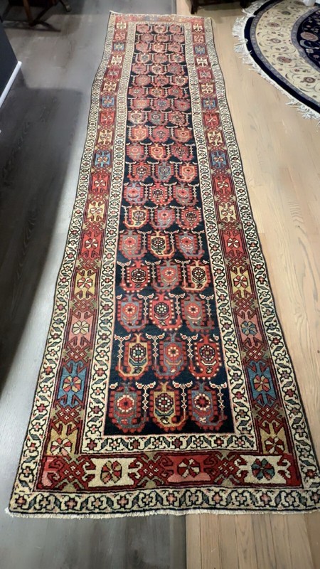 ANTIQUE SENNA N.W RUNNER Circa 1870 3X13FT gallery