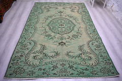 Antique Faded Green Handmade Rug, 5.1×8.1ft, Turkish Vintage Medallion Area Rug