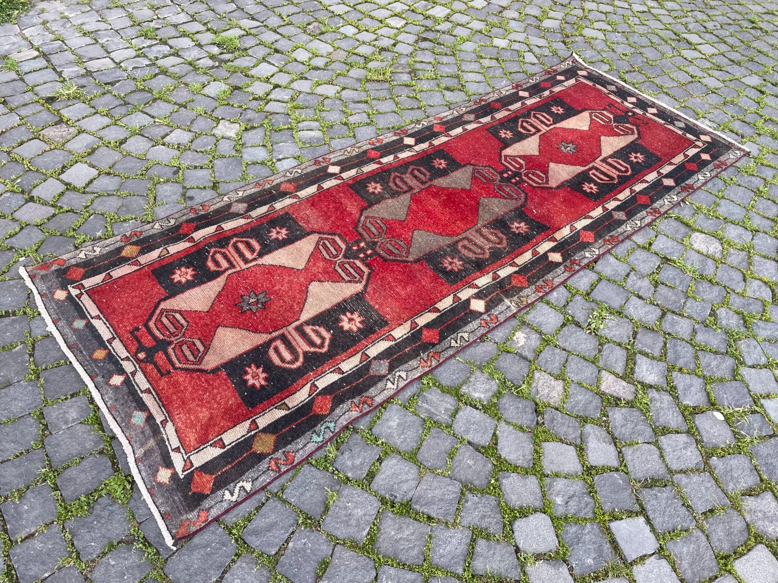 Bohemian Runner Rug, Turkish Vintage Rug, Handmade Wool Rug, 3,1 x 8,2 ft gallery