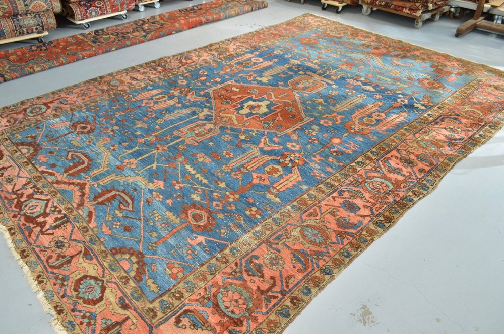 FABULOUS ANTIQUE SERAPI UNIQUE SKYBLUE RUG 1880’S NATURAL COLOURS