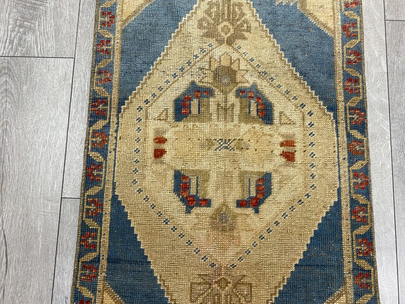 Turkish Vintage Rug Handwoven Blue Beige Small Medallion Doormat 1.6x3.5 ft gallery