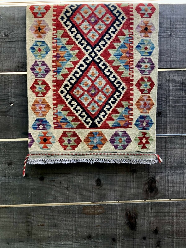 handmade small kilim rug,3.2x2, brand new never been used gallery