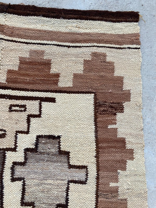 Vintage Handmade Peruvian Pictorial Kilim Rug 161x110 cm gallery