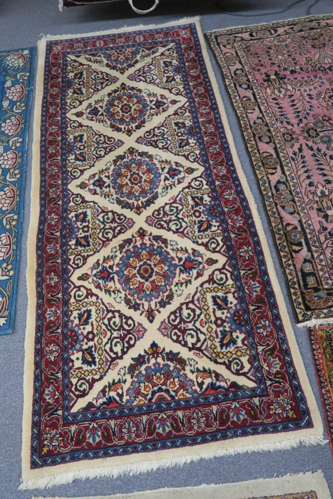 2'8 x 6'6 Hand Knotted Wool Area Oriental Rug Runner Vintage Kurdish Sarouk
