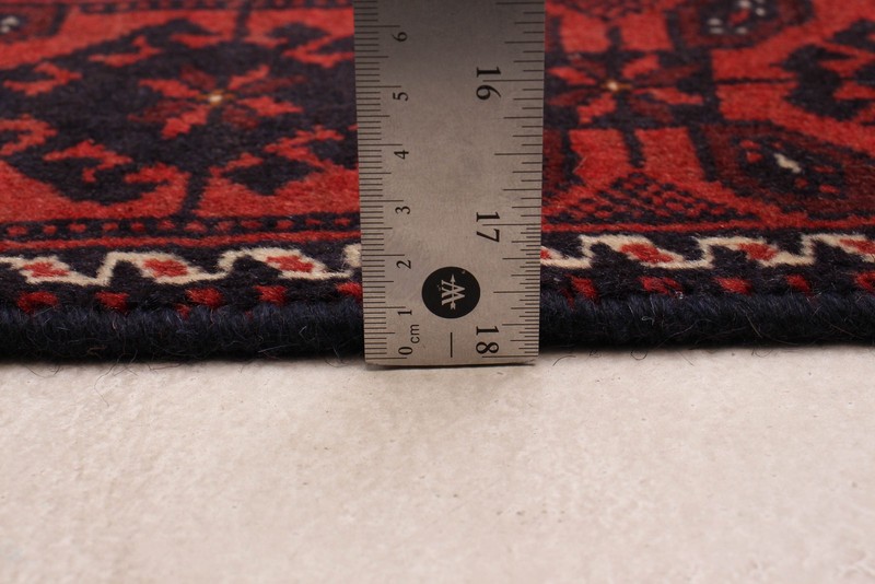 Vintage 3'2" x 6'0" Traditional Hand Knotted Vegetable Dye Wool Area Rug gallery