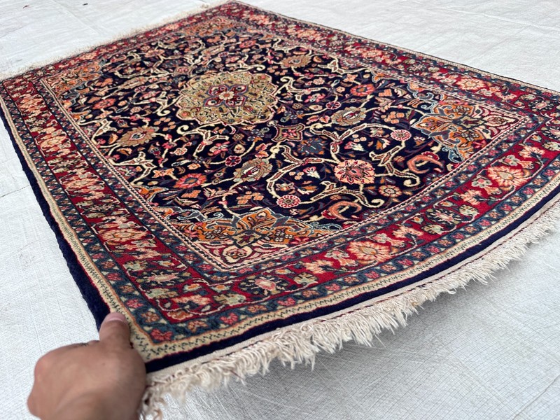 COLLECTORS' ITEM Stunning Super Fine Quality Vintage Keshani Oriental Floral Rug gallery